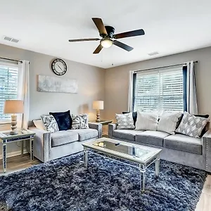 Cozy, 1-level - 5 Miles To Uptown Clt Charlotte