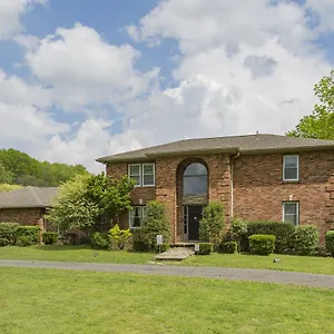 baker-road-executive-4bdr-country-getaway.nashville-hotels.org/